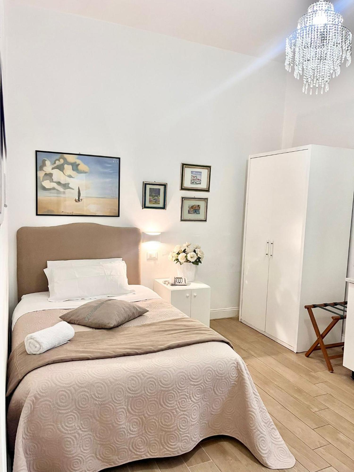 Giulio Cesare 14, Residence Palermo Esterno foto