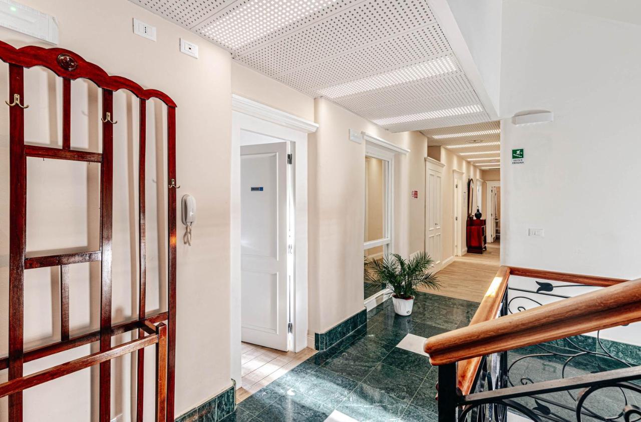 Giulio Cesare 14, Residence Palermo Esterno foto