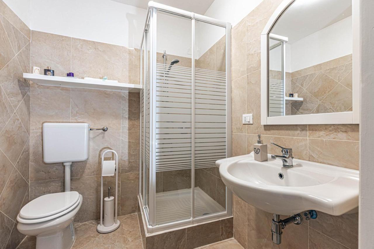 Giulio Cesare 14, Residence Palermo Esterno foto